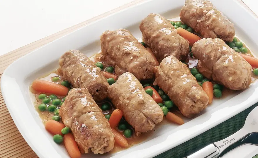 Involtini di carne morbidi: ricetta in padella e varianti