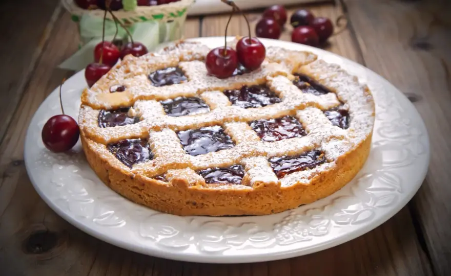 Crostata senza burro con pasta frolla all’olio, friabile e facile