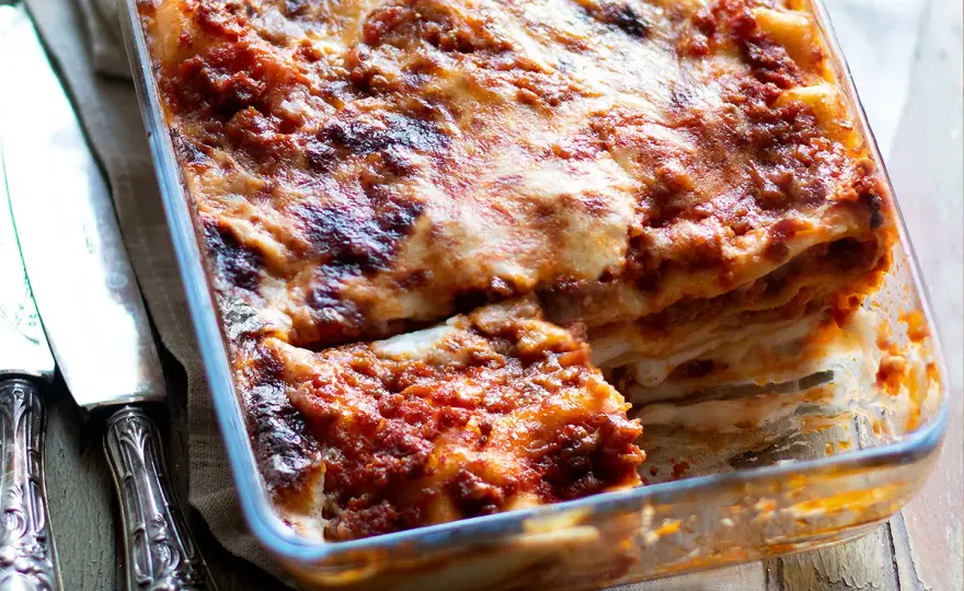 Lasagne alla bolognese tradizionali, i segreti degli strati