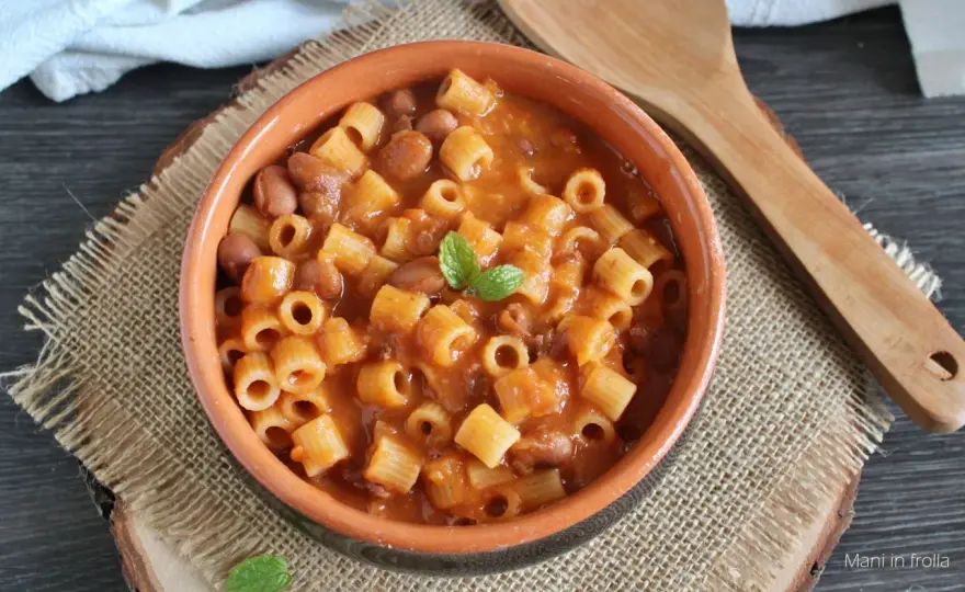 Pasta e fagioli cremosa pronta in 25 minuti