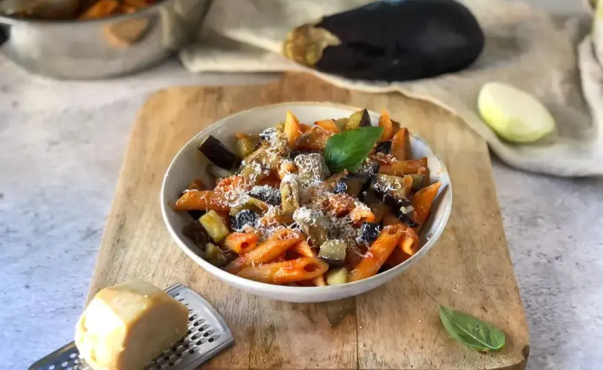 Pasta alla Norma ricetta della nonna, il gusto siciliano autentico