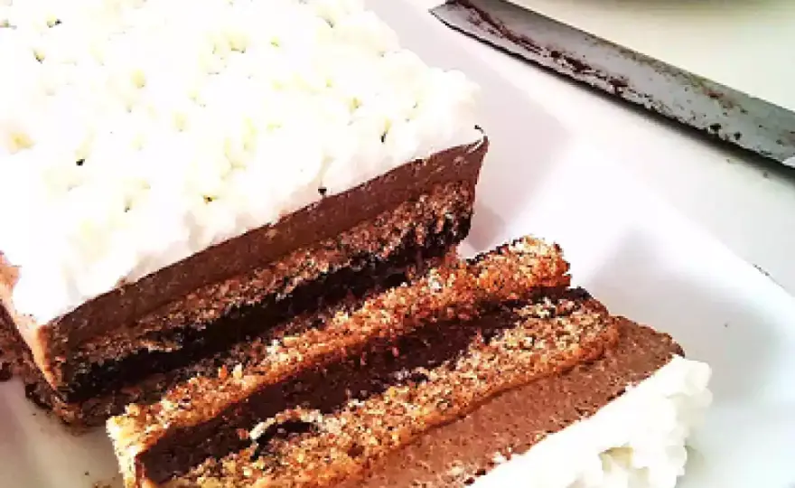 Bavarese al cioccolato, la ricetta cremosa senza errori