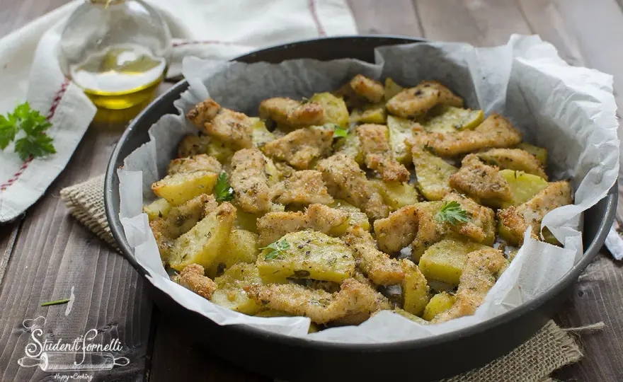 Straccetti di pollo al forno croccanti e morbidi