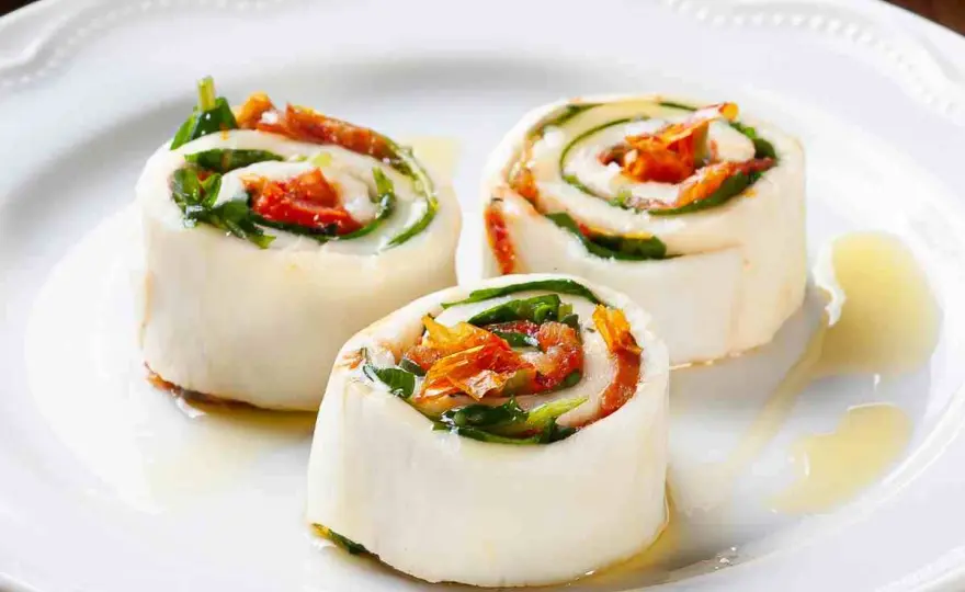 Sfoglia di mozzarella farcita - trucchi e ripieni per girelle