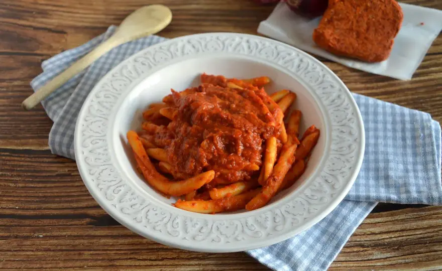 Pasta con ’nduja, il sugo cremoso pronto in 25 minuti