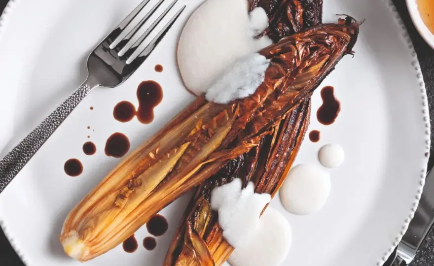Radicchio al forno gratinato, morbido e croccante